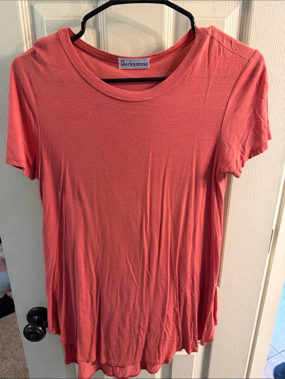 Coral Scoop Neck Short Sleeve Tee